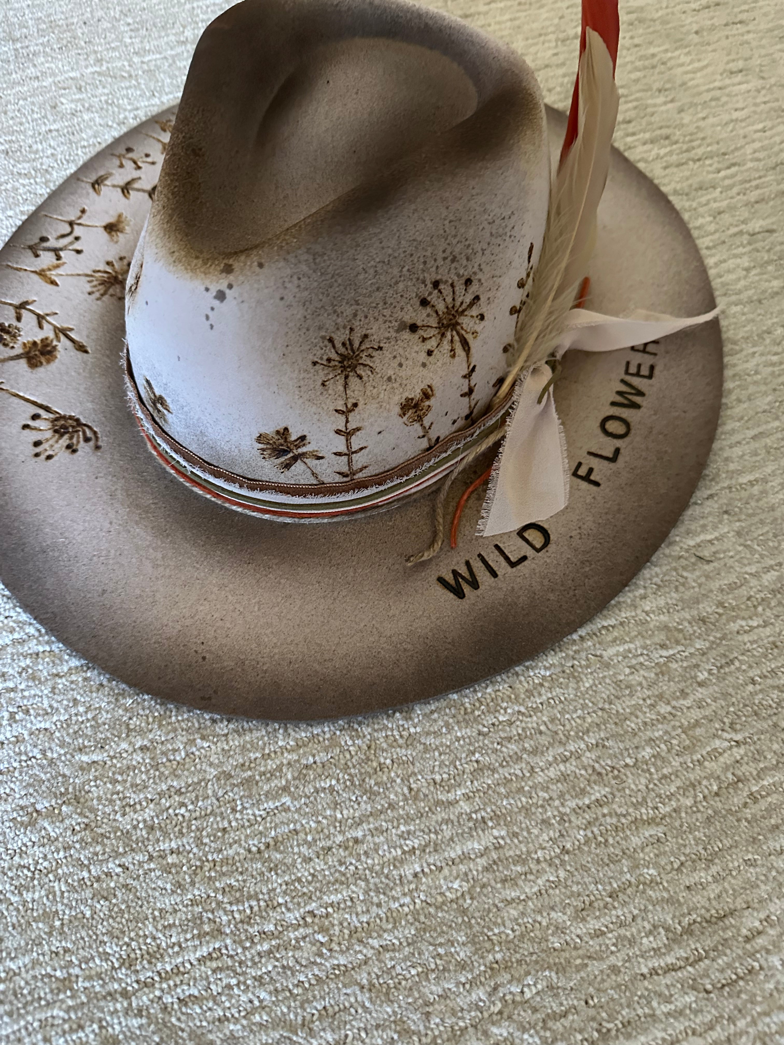 Wild flower wool hat