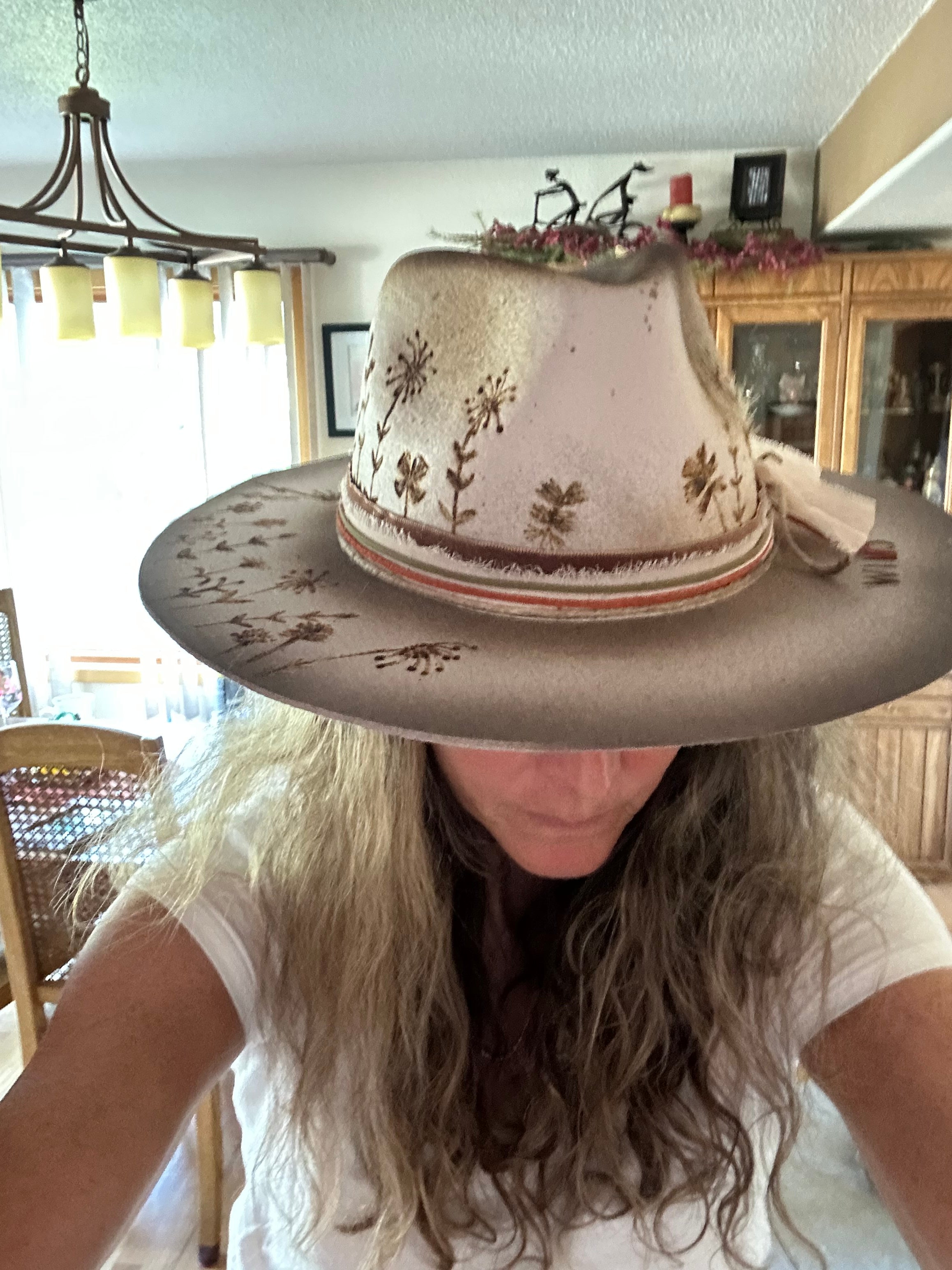 Wild flower wool hat